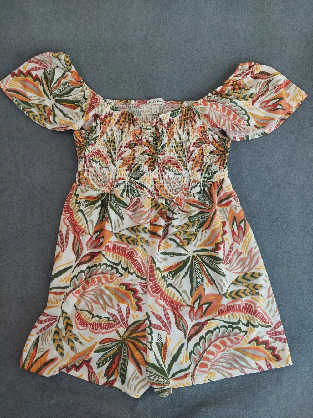 Derek Heart Tropical Smocked Off-Shoulder Romper Plus Size 1X Floral - Picture 2 of 9